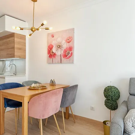 Nueva 22 In By Solaga Homes Apartment *