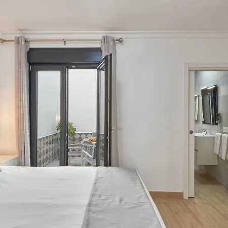 Nueva 22 In By Solaga Homes Apartment
