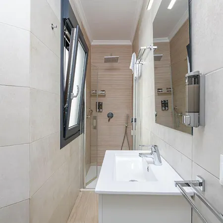 Nueva 22 In By Solaga Homes