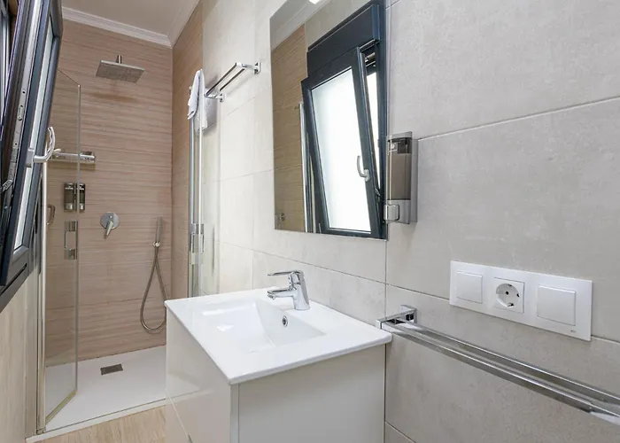 Nueva 22 In By Solaga Homes * Nerja