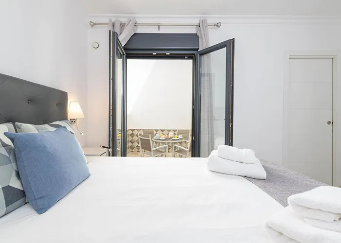 Nueva 22 In By Solaga Homes Apartment