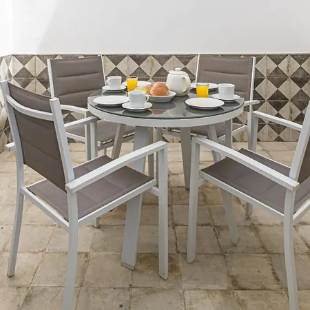 Nueva 22 In By Solaga Homes Daire *