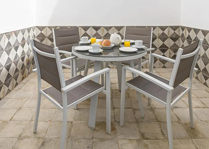 Nueva 22 In By Solaga Homes Daire *